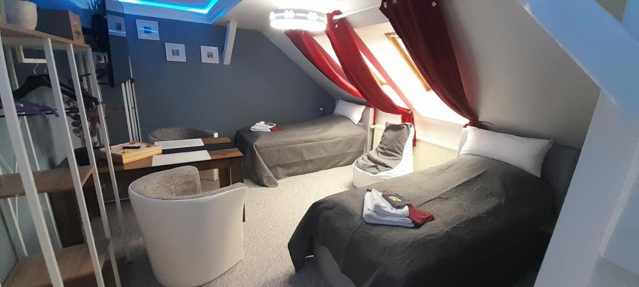 Best-Preis -Vip Lounge- Mit Netflix, Self-Check-In, Ebike Ladestation, Fahrradraum, Wlan Und Netflix - Direkt Am Elberadweg Im Herzen Von Wittenberge Εξωτερικό φωτογραφία