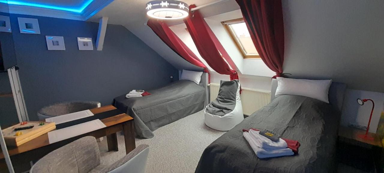 Best-Preis -Vip Lounge- Mit Netflix, Self-Check-In, Ebike Ladestation, Fahrradraum, Wlan Und Netflix - Direkt Am Elberadweg Im Herzen Von Wittenberge Εξωτερικό φωτογραφία