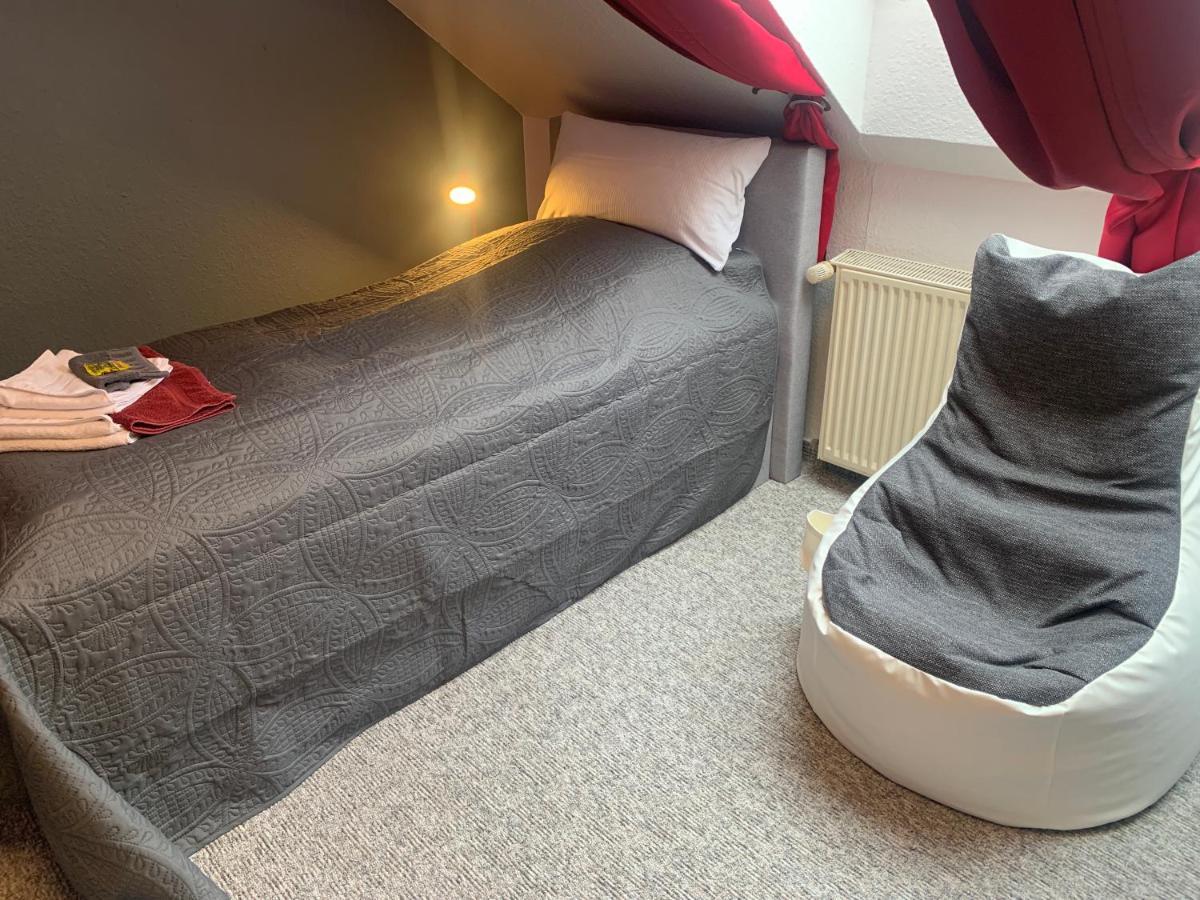 Best-Preis -Vip Lounge- Mit Netflix, Self-Check-In, Ebike Ladestation, Fahrradraum, Wlan Und Netflix - Direkt Am Elberadweg Im Herzen Von Wittenberge Εξωτερικό φωτογραφία