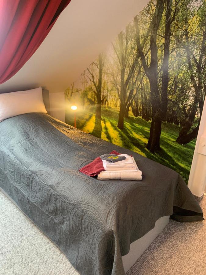 Best-Preis -Vip Lounge- Mit Netflix, Self-Check-In, Ebike Ladestation, Fahrradraum, Wlan Und Netflix - Direkt Am Elberadweg Im Herzen Von Wittenberge Εξωτερικό φωτογραφία